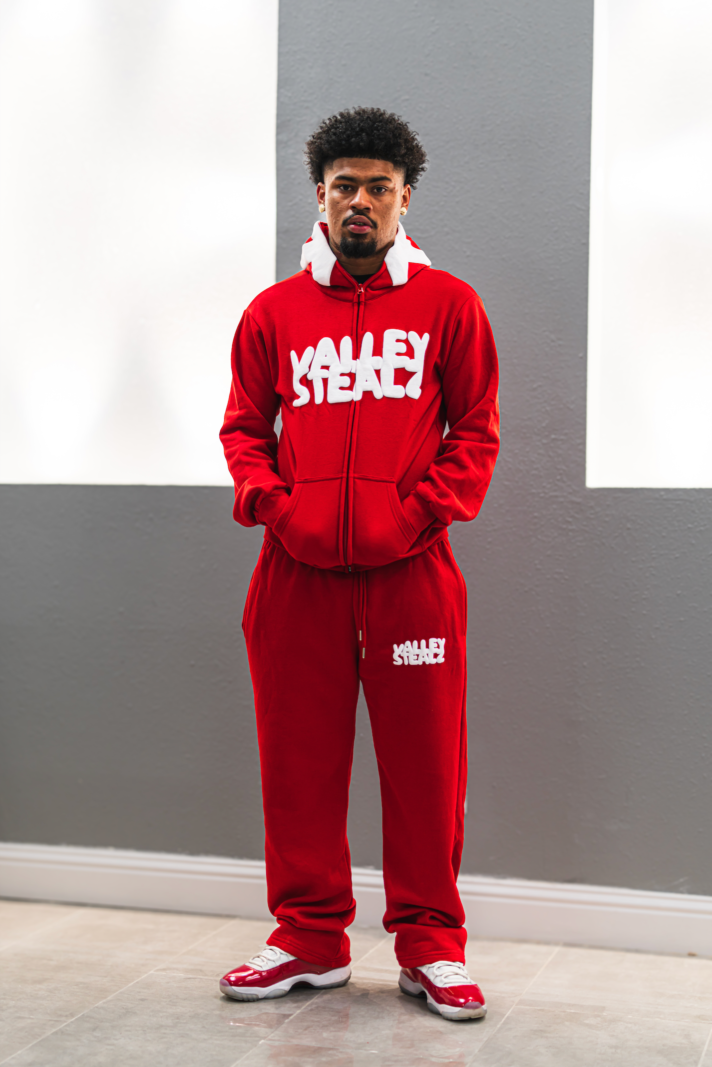 BOUNCE BACK TRACKSUIT RED/WHITE – Valleystealz BOUNCE BACK TRACKSUIT RED/WHITE – Valleystealz