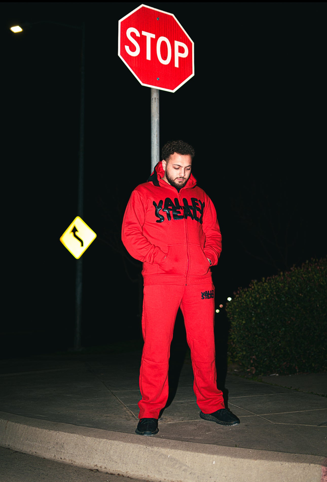 BOUNCE BACK TRACKSUIT RED/BLACK